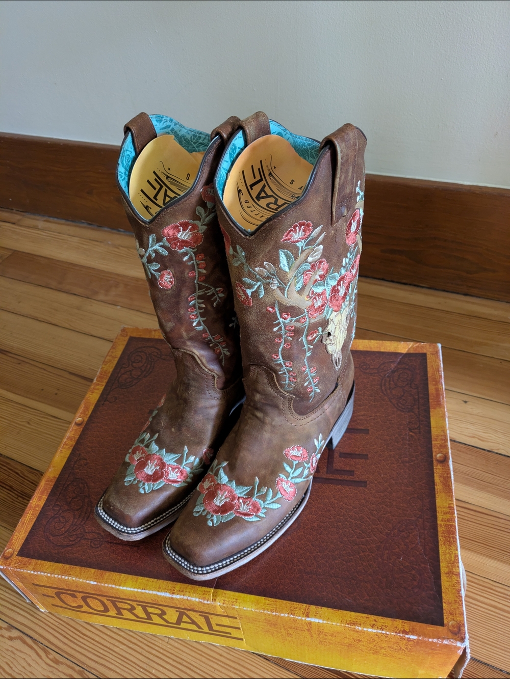 Corral Brown Leather Western Boots with Pink & Light Blue Floral Embroidery